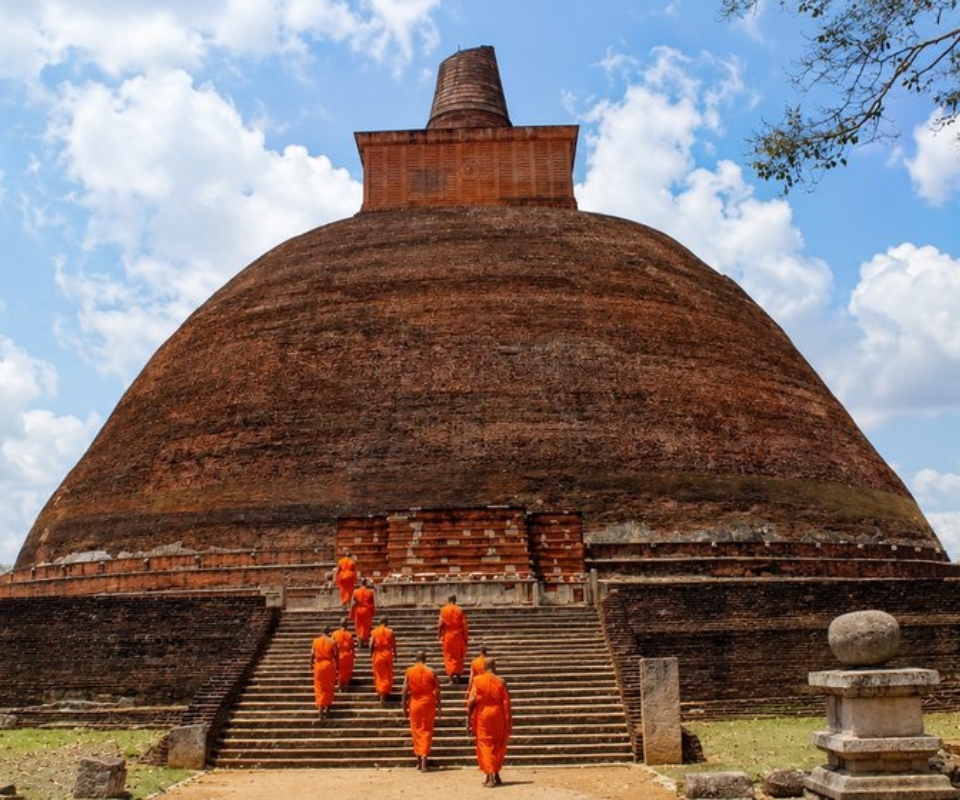 A Tour Through Colonial Splendour